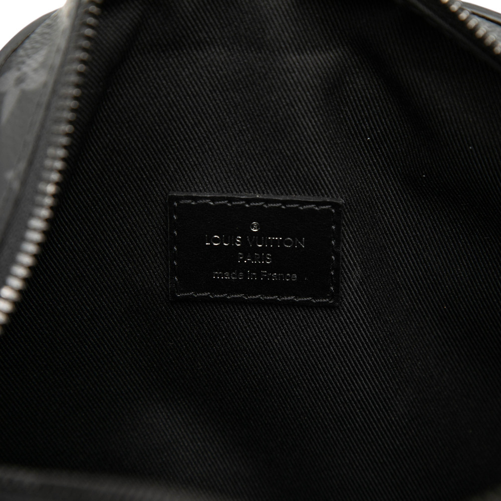 Pre-Loved Louis Vuitton Monogram Eclipse Soft Trunk - Picture 5 of 7